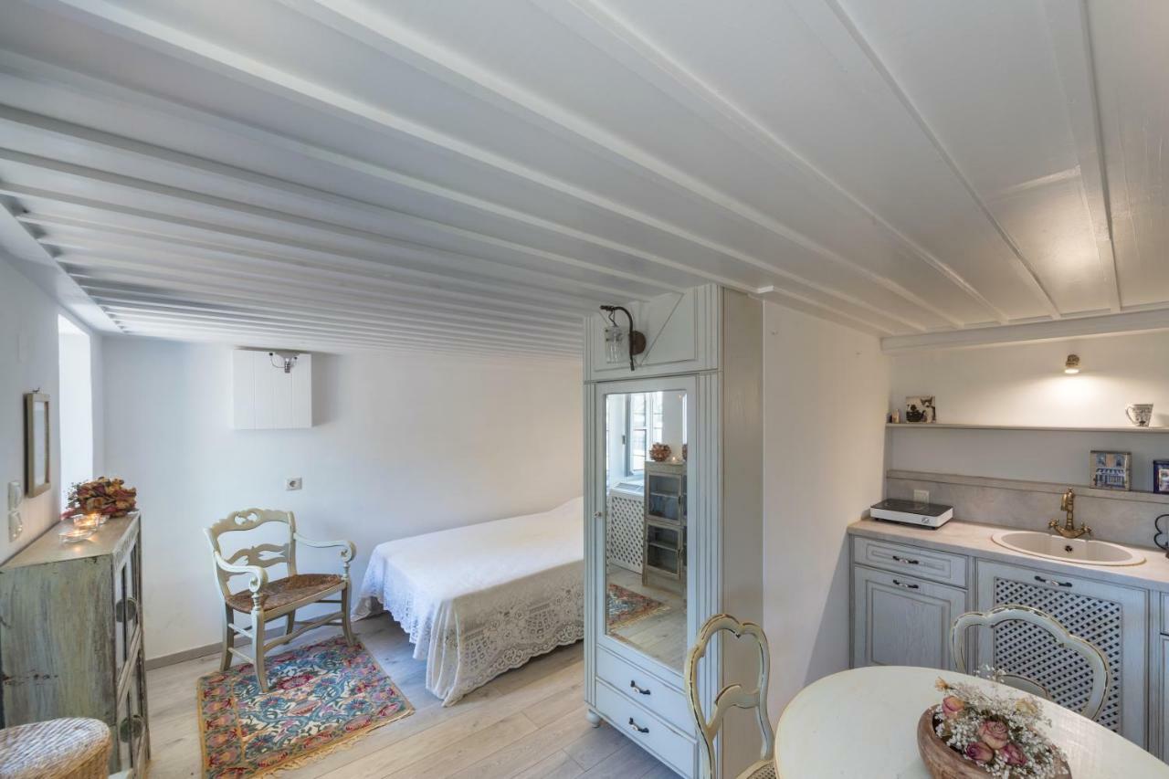 Dellagracia Mansion In Poseidonia Syros Villa Posidhonía Eksteriør bilde